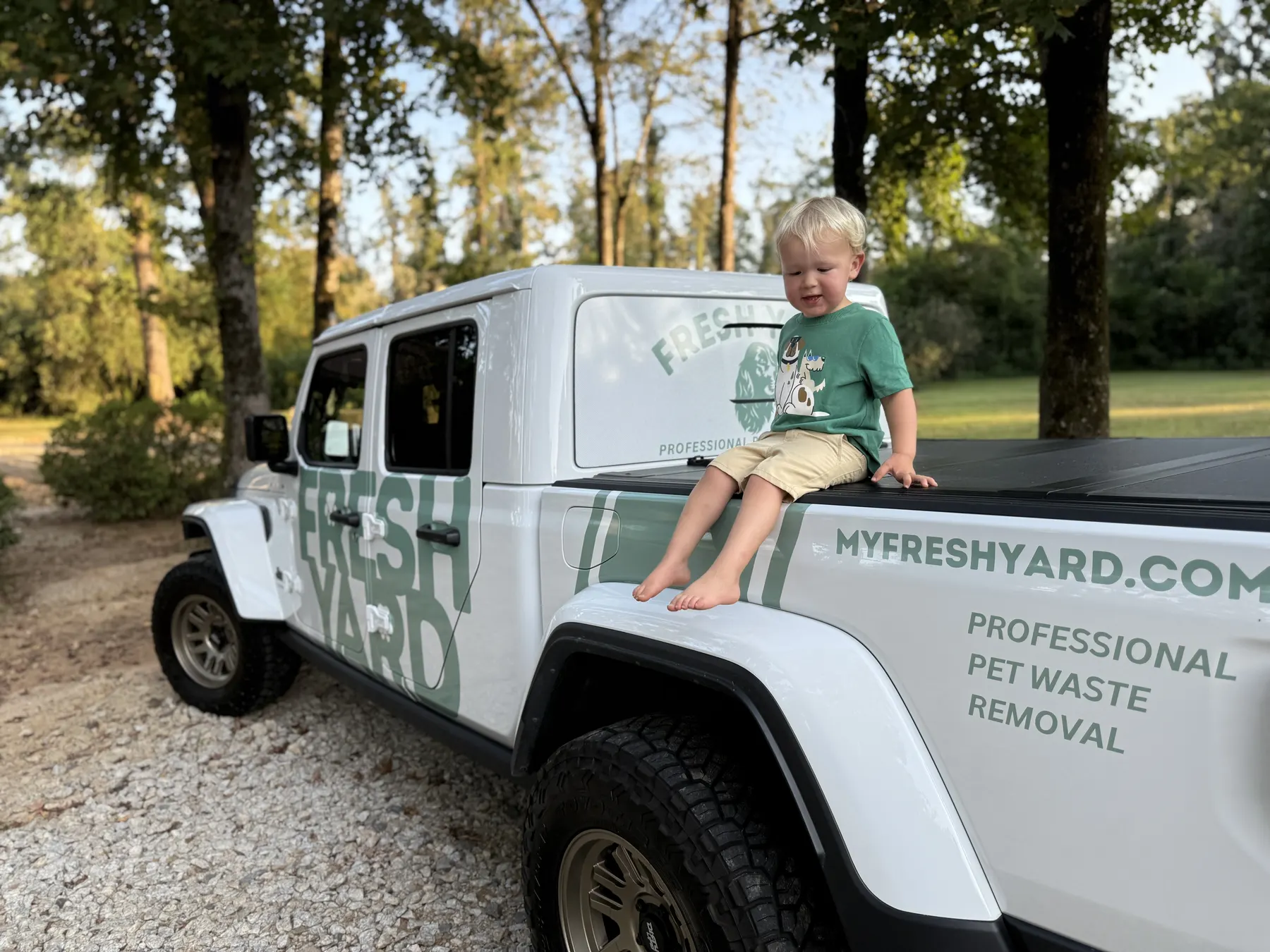 Fresh Yard service truck